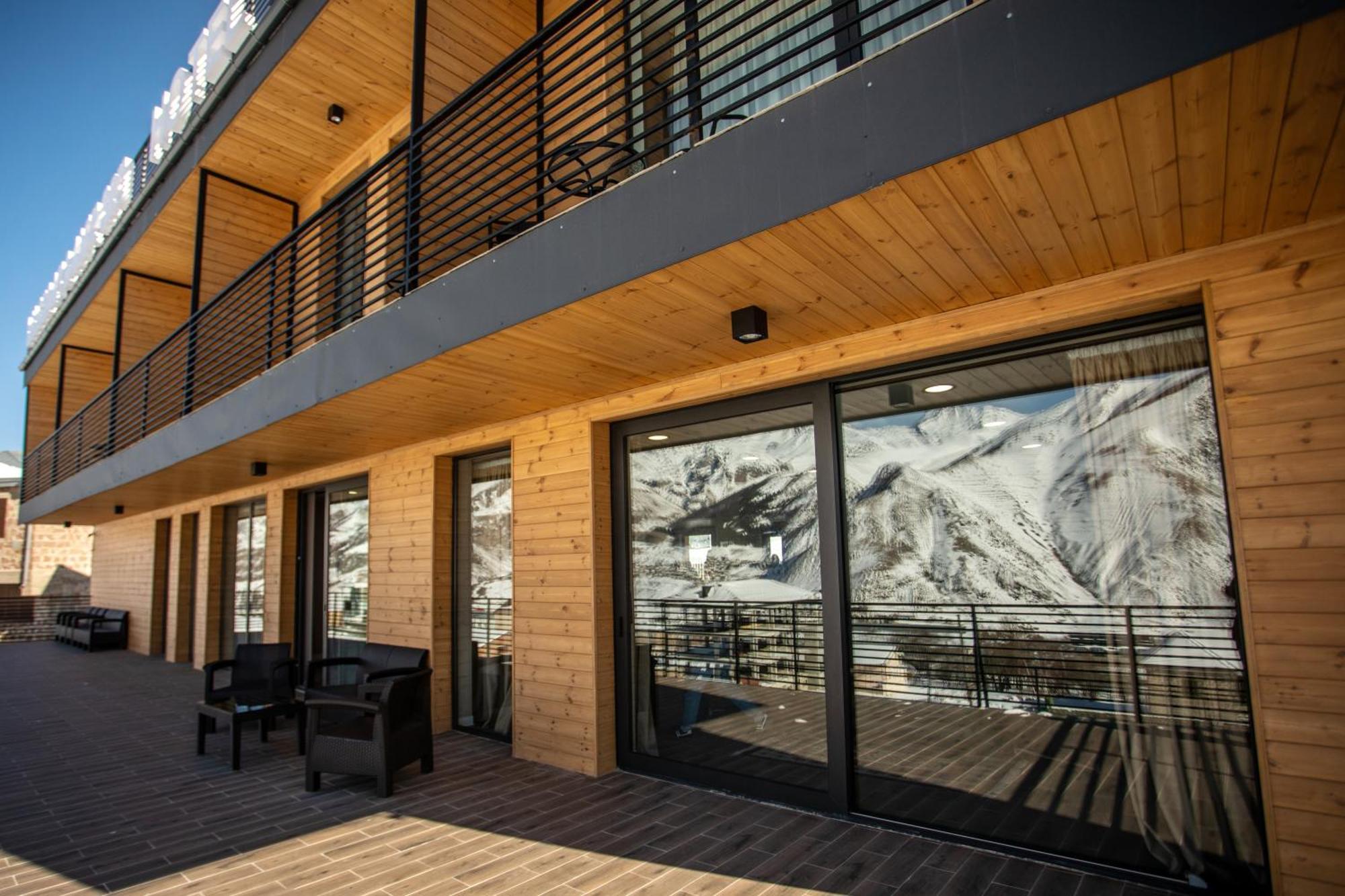 Kazbegi Hotel Grand View Εξωτερικό φωτογραφία